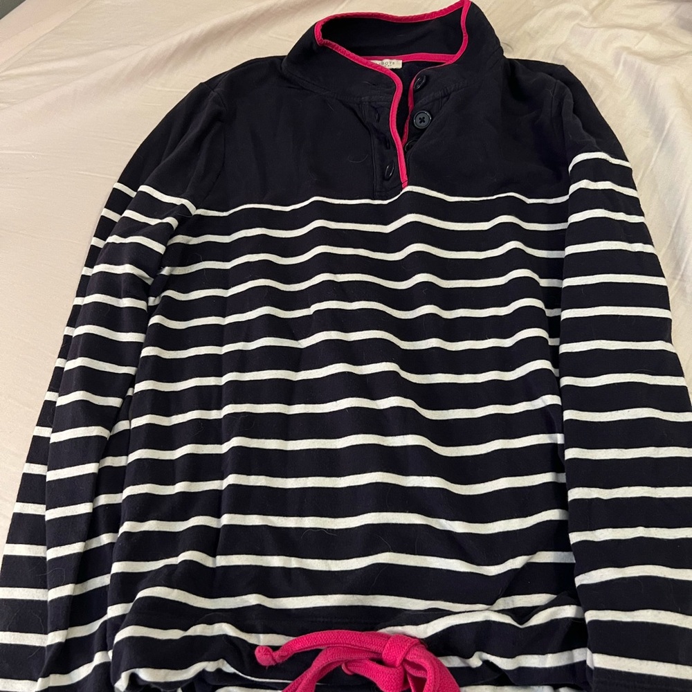 Talbots Quarter Button - Picture 2 of 2